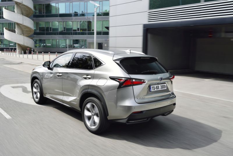 Lexus nx 2010